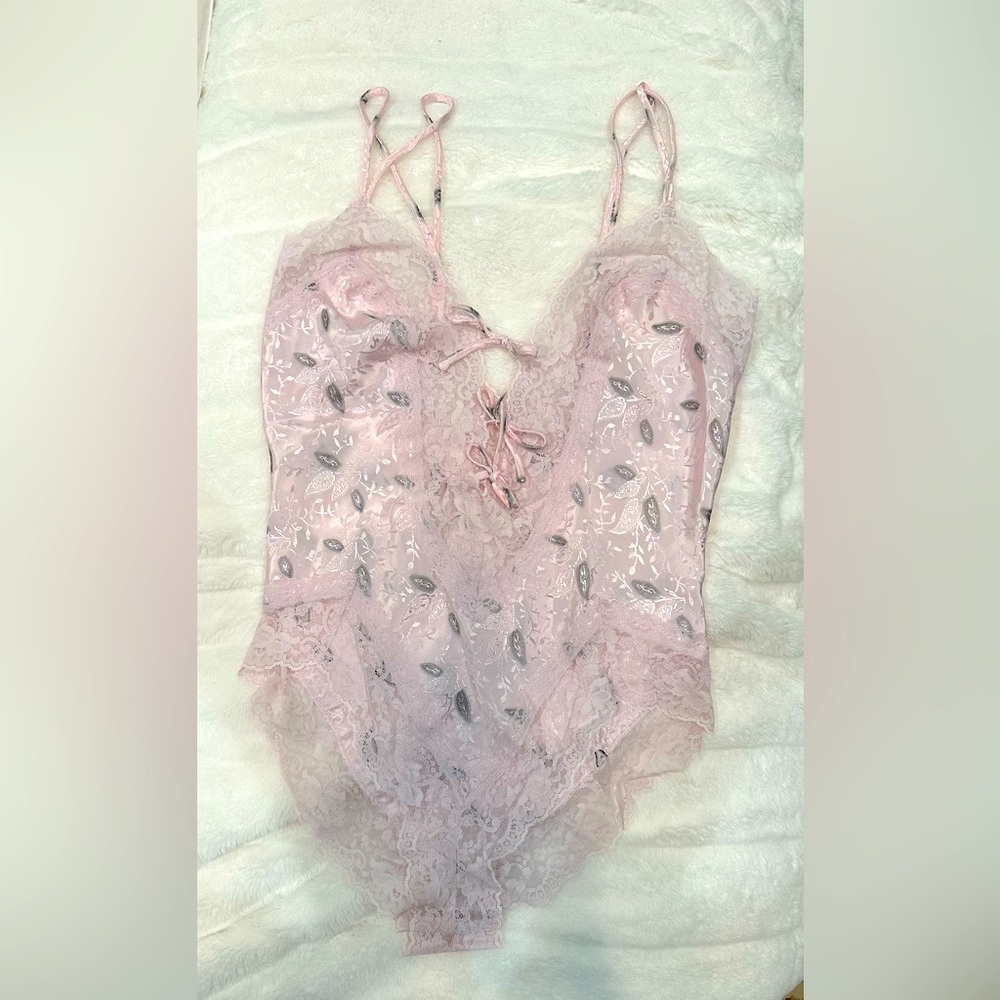 Women’s Nightie Size Small